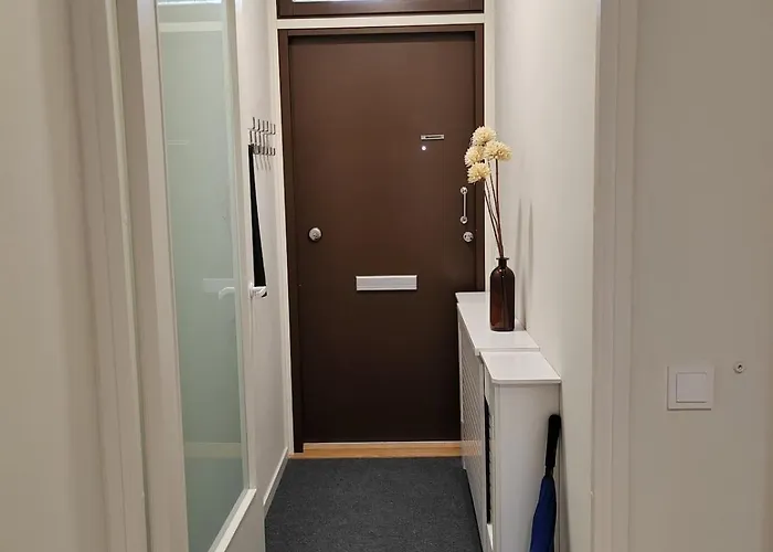 Spacious Near Nature - 24h Self Check-in Lägenhet Villmanstrand